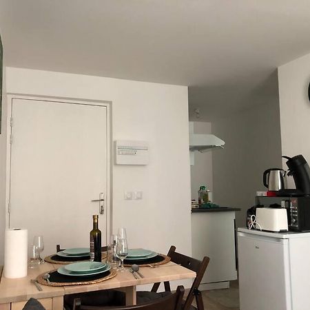 Superbe Appartement Meuble Refait A Neuf Tricastin Pierrelatte Exterior photo